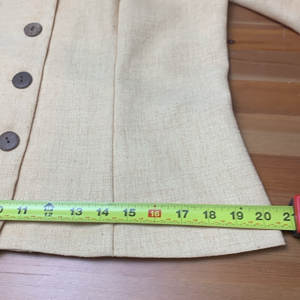 Courtnay Vintage Pale Yellow Office Top, Jacket, 3/4 Sleeves, Summer Weight - Picture 12 of 14